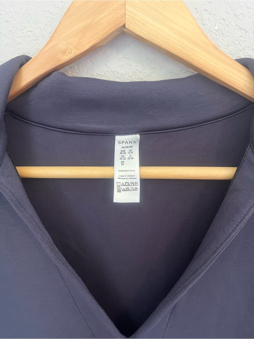 SPANX Black V-Neck Hoodie and Drawstring Joggers Set - Picture 7 of 7